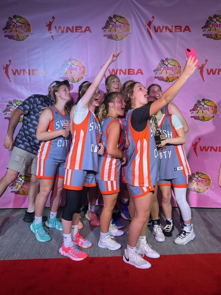 Carlie Still tweet media