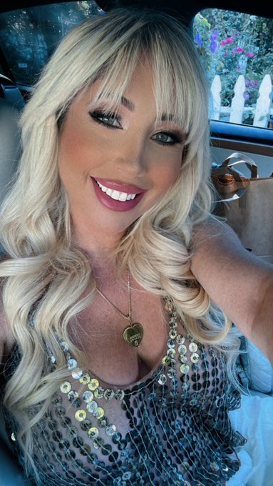 On my way to @BNBuzz the grove! #LosAngeles https://t.co/mzH8NdSLgK<a class="tags" target="_blank" title="On Twitter" href="/?out=eyJ0eXAiOiJKV1QiLCJhbGciOiJIUzUxMiJ9.eyJpYXQiOjE3MjA3NTg4NjgsImlzcyI6InR3cG9ybnN0YXJzLmNvbSIsIm5iZiI6MTcyMDc1ODg2OCwiZXhwIjoxNzUyMjk0ODY4LCJyZWRpcmVjdF91cmwiOiJodHRwczovL3R3aXR0ZXIuY29tL0JOQnV6eiJ9.K1dm8n1caQe6cBCCdO8afsPxR1H2jvrXDpt5G6pRcSwbrVjgH1y2NTRzsaxuA3ceAJFJodGLPW-zZ4cUJJUWUw">@BNBuzz</a><a href="/tag/losangeles"class="tags">#LosAngeles</a>