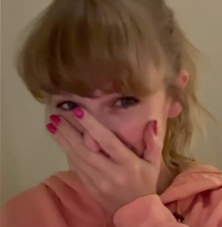 vou assistir barbie no domingo c mamãe