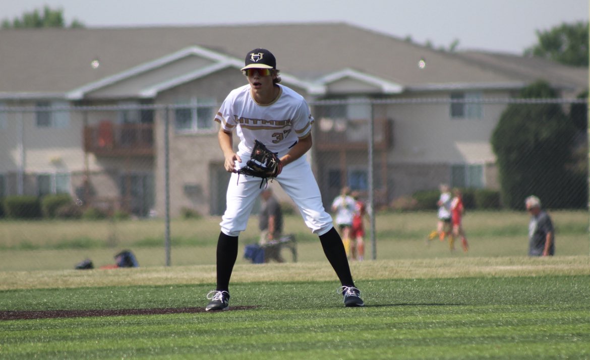 WIHitmen's tweet image. 15-4 W against Downriver Hawks 🔥
Steffel and Smith combine on the mound. Kuehn and Klein with 3 hits a piece. Smith with 3 RBI.