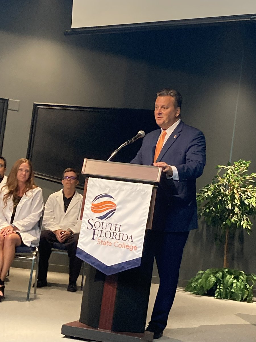 Hawkins4florida's tweet photo. My first pinning ceremony yesterday and first official public duties as President.
This college is incredible and ready to go to the next level
#PanthersProud #YourPathYourWay https://t.co/1KoDZEnumb