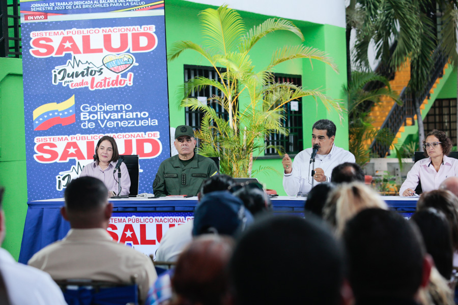 PresidencialVen's tweet photo. #Noticia 📰 | El pueblo está movilizado trabajando en las necesidades sociales ➡️ https://t.co/fd1RubjIxj https://t.co/cFtcs70uCU