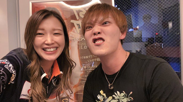 shasharyu33's tweet photo. 昨日のダーツビンゴでチェキ撮ってもらいました
クリケは圧倒的に勝てなさすぎてもっとダーツ上手くなりたいって思いました。
仲良くしてくれてありがとうございました!!!
@yaiddd1
#dartflex
#横浜
#BlueBee https://t.co/gwPFLfYwBH
