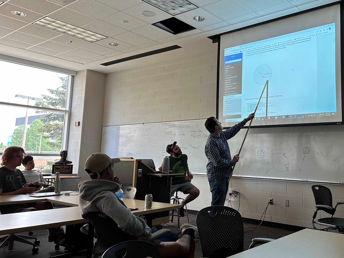 TARDIS SN tweet media