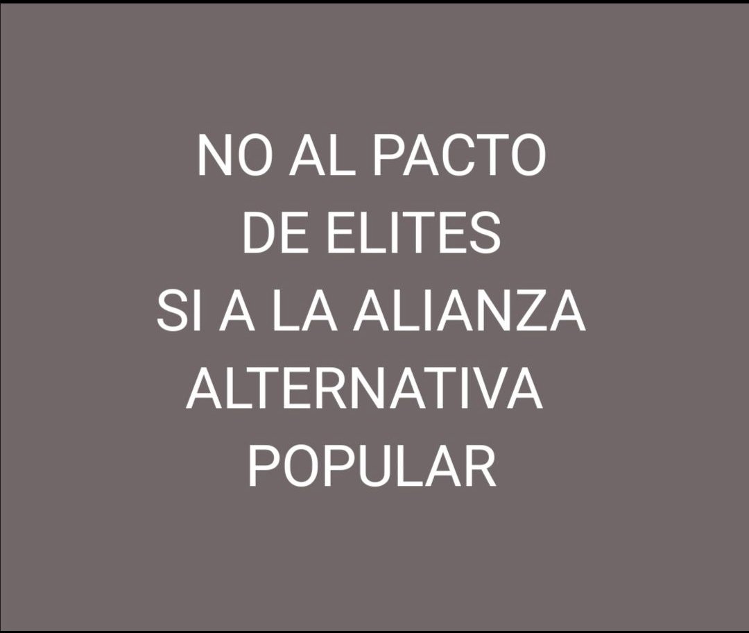 NEOLIBERALISMO RAMPLÓN ¿Qué diferencias hay entre el programa económico d NMM y MCM? NINGUNA, pues mientras el primero no lo asume abiertamente la segunda lo vende como la panacea a los "inversionistas". Será q esta gentecita les importa el pueblo pobre y su dignidad? O la CRBV?
