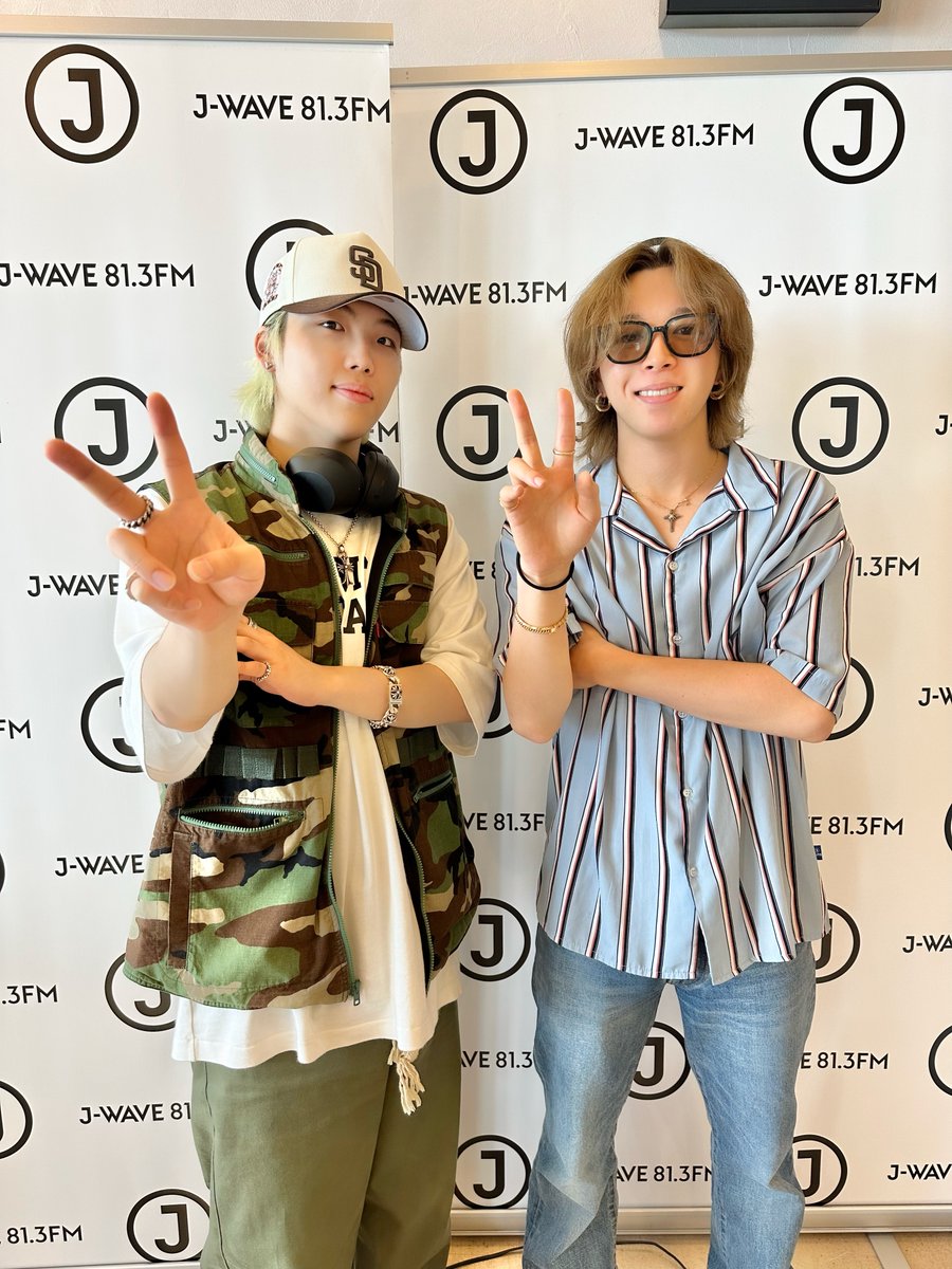 MILLIBILLI813's tweet photo. 土曜夕方5時からは
#BEFIRST がナビゲート
Amazon Music
MILLION BILLION

今週の担当はSOTAとSHUNTO
先日開催された
#インスパイアトーキョー EXTRA🌞
振り返りトークや
ライブ音源オンエアも！📻

さらに7月はRYOKIが
#カーリー・レイ・ジェプセン に
インタビュー✨
#jwave #ミリビリ #AmazonMusic https://t.co/XSCiDFLvz0
