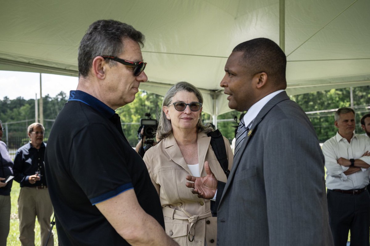 AlbertBourla's tweet photo. Having completed my tour of our Rocky Mount site today, I want to express my deepest thanks to the many local, state and federal officials who have offered—and provided—their support as we work to get back online.

I met with several local officials, including US @RepDonDavis, to discuss how we can work together to rebuild. I have also been in touch with both @NC_Governor and @DrCaliff_FDA. I know I speak for our entire Rocky Mount team when I express our gratitude for their support and partnership.

I am deeply moved by how the entire Rocky Mount community has pulled together to pick up the pieces and move forward. Please know that we are all here to support you.