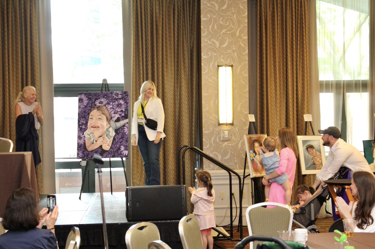 sassstudio_art's tweet photo. Unveiled my “Harper” portrait as part of @BeyondtheDx traveling rare disease advocacy exhibit at the annual @FamilieSCN2A conference in Boston today!
#advocacy #art #artwork #advocacyart #painting #portrait #raredisease #awareness #beyondthediagnosis #sassstudio https://t.co/eNVg2TDqls