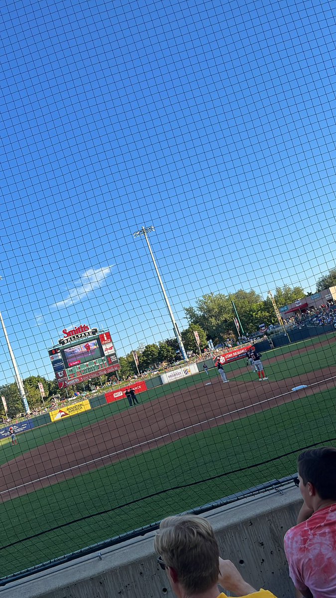 twargo25's tweet photo. Beautiful day for baseball… (Bees vs Aviators) #milb #slcbees #lvaviators https://t.co/05Jf1S0sas