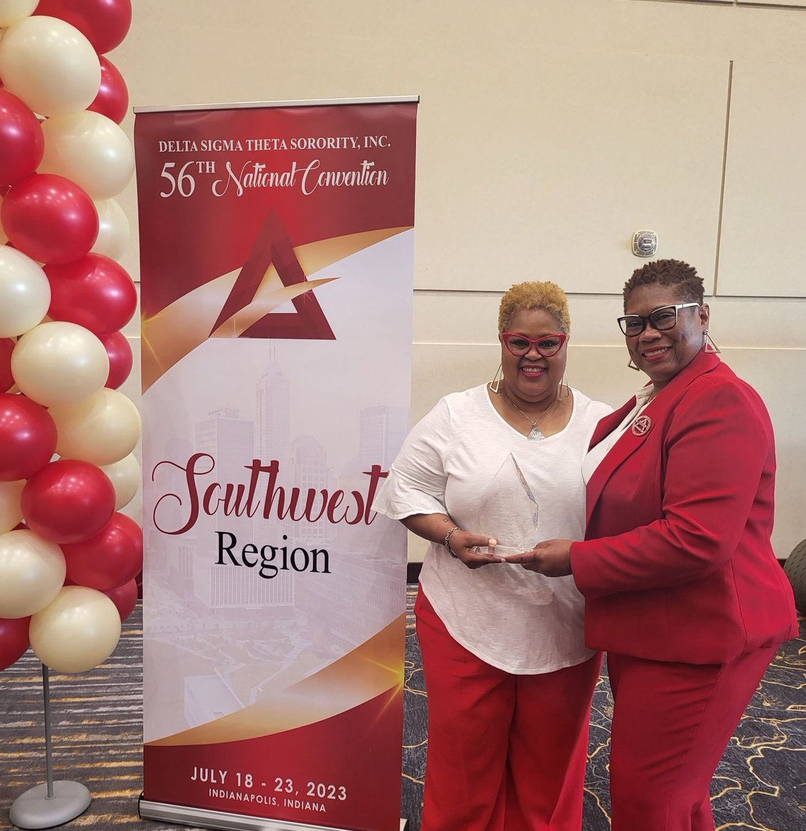 We are beyond proud to receive The 2023 Delta Celebration Heritage Award from The National Heritage and Archives Committee.
Our submission was a production of The Sorority's 110 Founders Day Celebration with "The Legacy" Our Place in Delta's History. 
#DST1913 
#DSTConvention2023