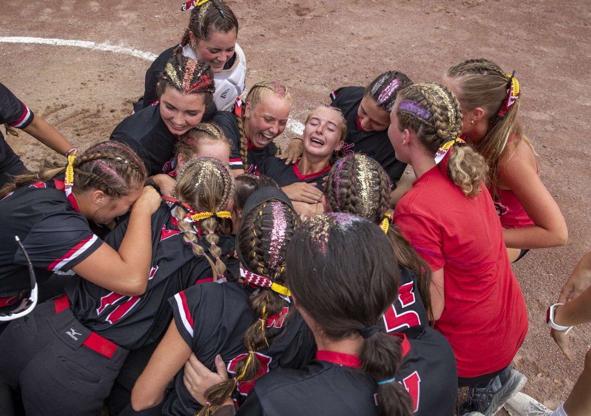 Congrats to the 3A state softball champs! <a href="/VarsityRaider/">Raider Varsity Softball</a> 

#iahssb #iowaprepsports
