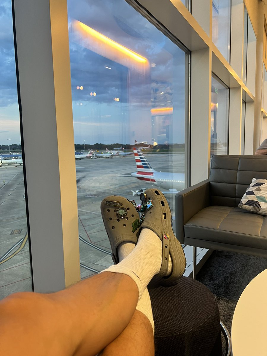 Carlos Reyes 👑 (@iamturtle) on Twitter photo 