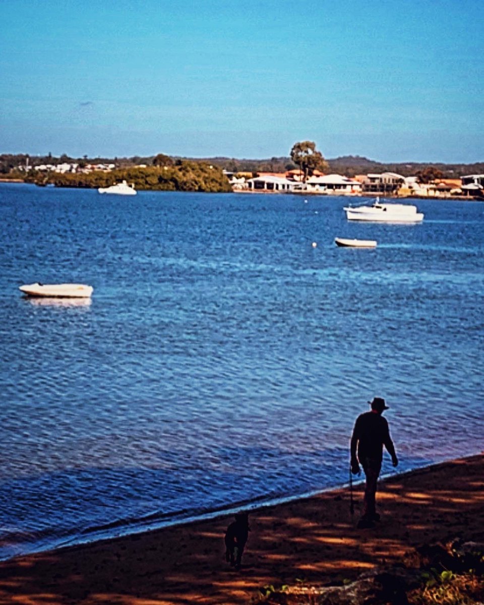 Randyandy42's tweet photo. My morning stroll around the bay snapping some random shots along the way. Quite peaceful and relaxing 😎 🌴🌞⛅️🕶️ #victoriapoint #queensland #brisbane #holidayseason https://t.co/q12mHU7zUw