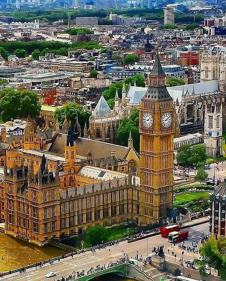 I like to take photos while traveling and record my life.#London, United Kingdom#travel
