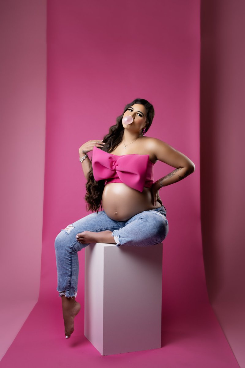 alexxiaa0's tweet photo. prettyyy in pinkk 💕 https://t.co/QJXJRictvk