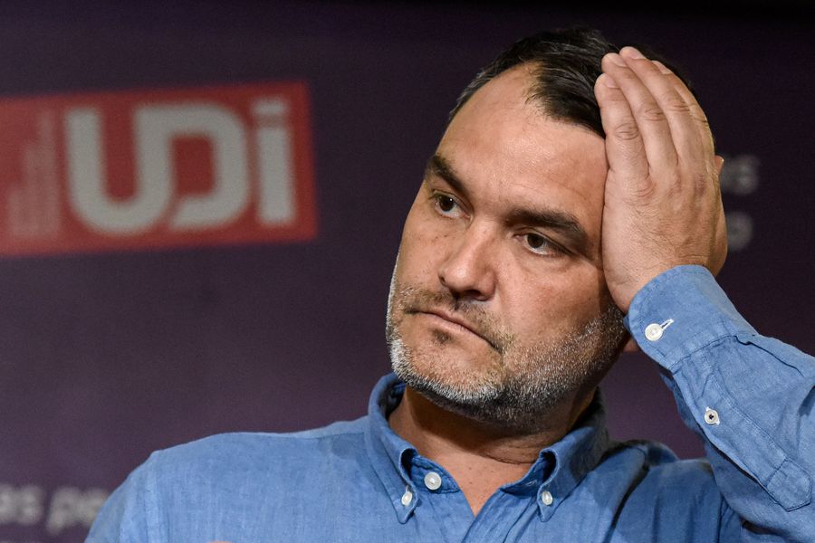 andres20ad's tweet photo. ¿Por qué Macaya insiste en pedir la renuncia de Giorgio Jackson si se comprobó que no participó en el robo de los computadores? Y, ¿Por qué insiste en la inocencia de su padre cuando hay videos que lo inculpan de abusar de 3 niñas? Porque le da lo mismo mentir, como todo fascista https://t.co/edzUAuocV0