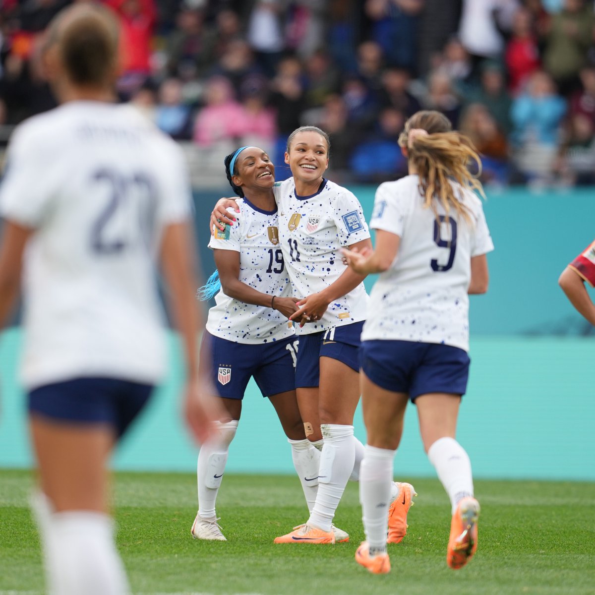 ✌️<a href="/sophsssmith/">Sophia Wilson</a>