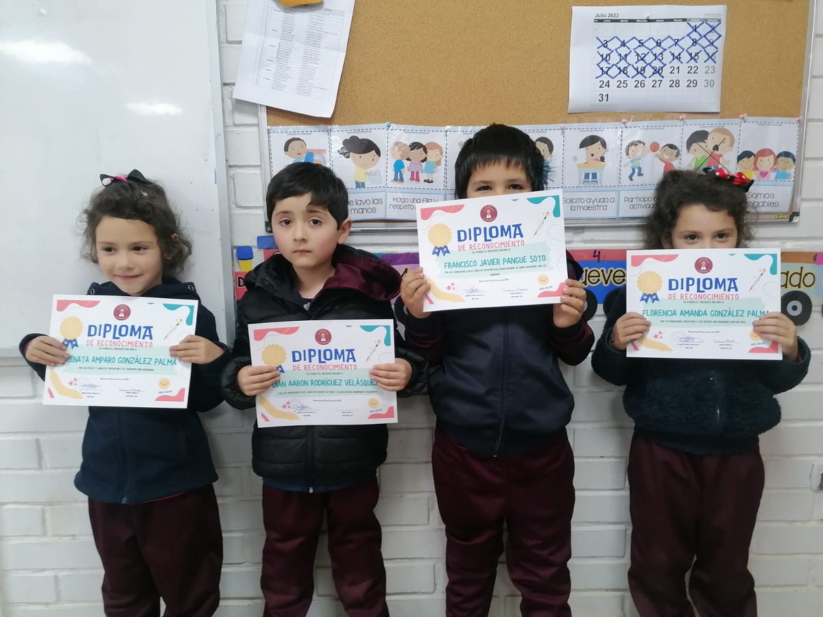 Esc_ElConvento's tweet photo. 🔵Los últimos premiados por sus habilidades ✨️ https://t.co/meztHClwuK