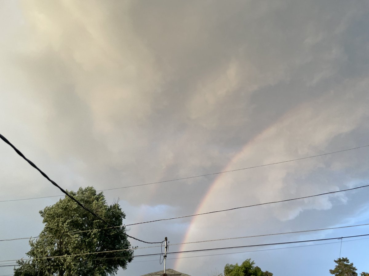 hillrepute's tweet photo. @BianchiWeather #cowx Double dust rainbow ahead of the storm https://t.co/JAX2KsRjoQ