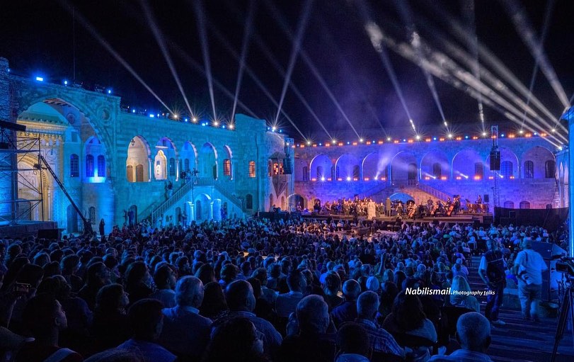 Beiteddinef's tweet photo. صور عامة لقصر بيت الدين مطروباً ومسحوراً ليلة الأفتتاح في ليلة المهرجان رقم أربعين.

by nabilismail.photojournalist https://t.co/ii6jBAbTaW