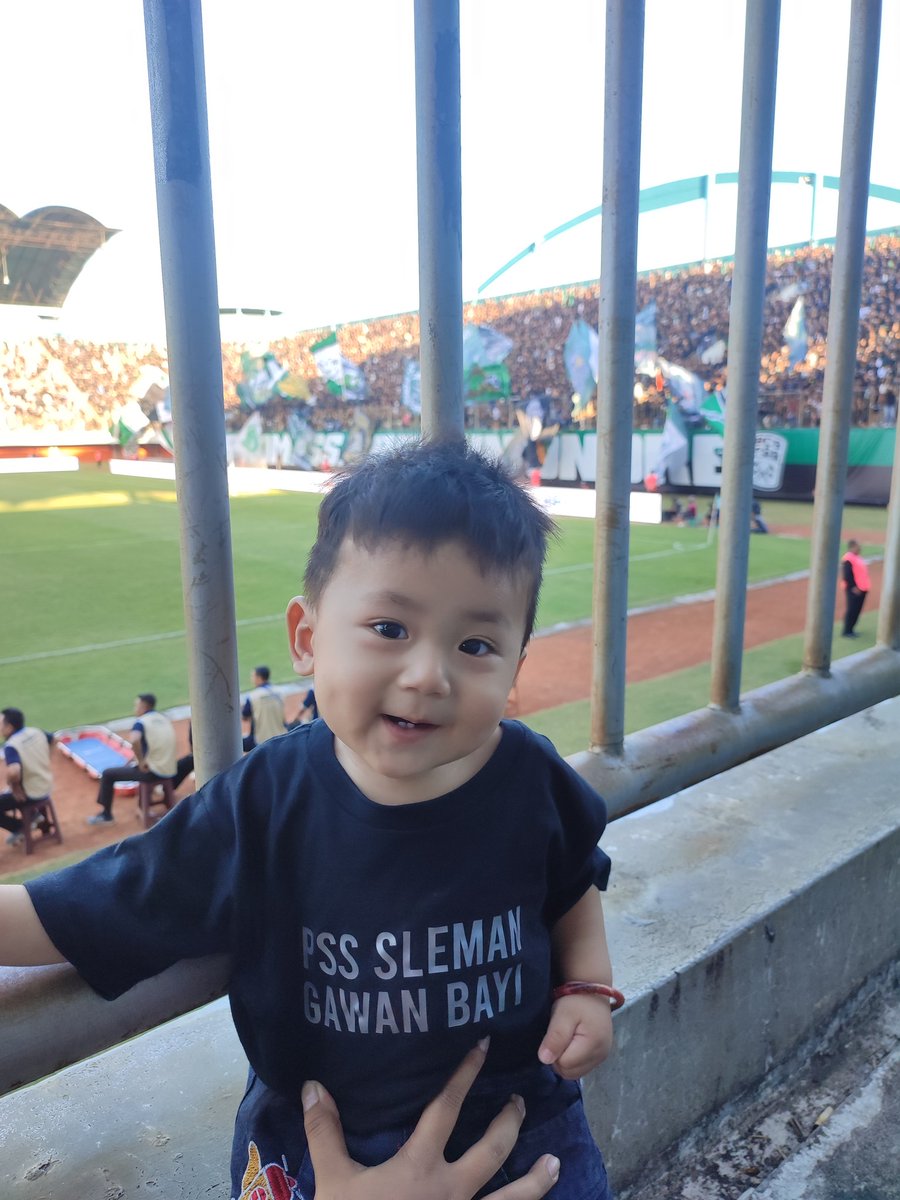 Sesok sek menang man . Men anaku iso ngguyu luih seroooooo