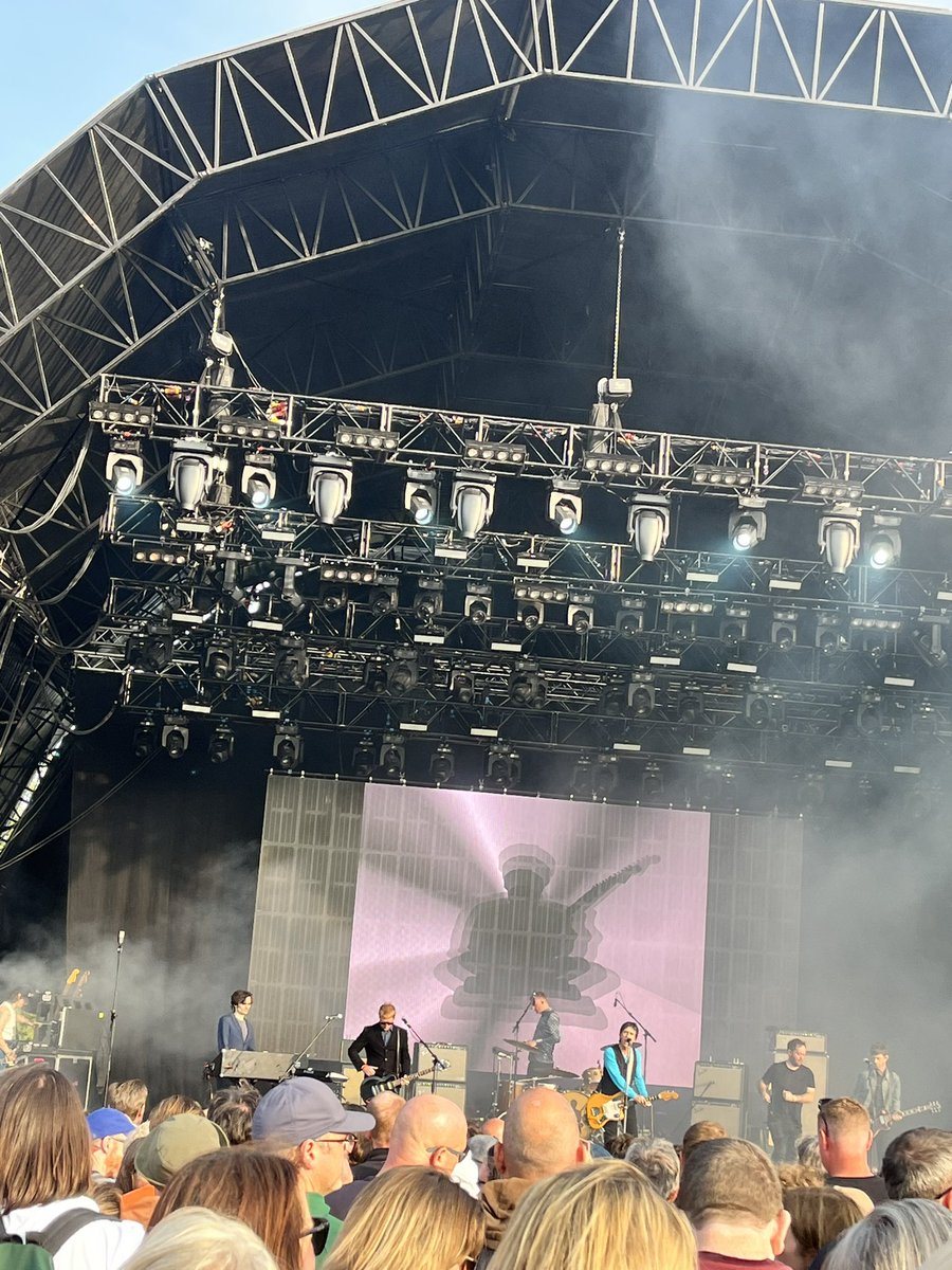 seanhannam's tweet photo. Well, that was fun: I saw @GazCoombes @Johnny_Marr and @NoelGallagher at Penn Fest: such a great line-up and only a few miles from my house. #PennFest https://t.co/VvwoOjpoiu