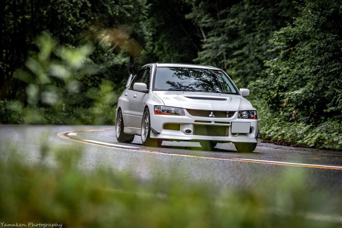 よ～いち tweet media