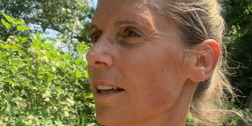 MarieMarilou_'s tweet image. "Une nouvelle étape contre la maladie" : #Magali #KohLanta salue le courage de sa #Fille qui lutte contre le #Cancer à seulement 18 ans bit.ly/44VzxIN