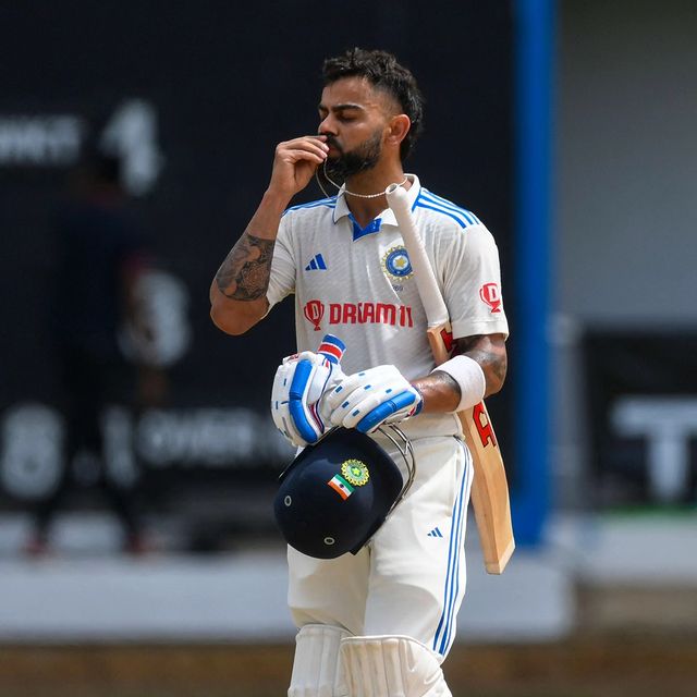 prashantjadav21's tweet photo. Scoring century in his 500th international match....
Just King Kohli things 👑🔥

#ViratKohli𓃵
#KingKohli #INDvWI https://t.co/nHZPIYMuNj