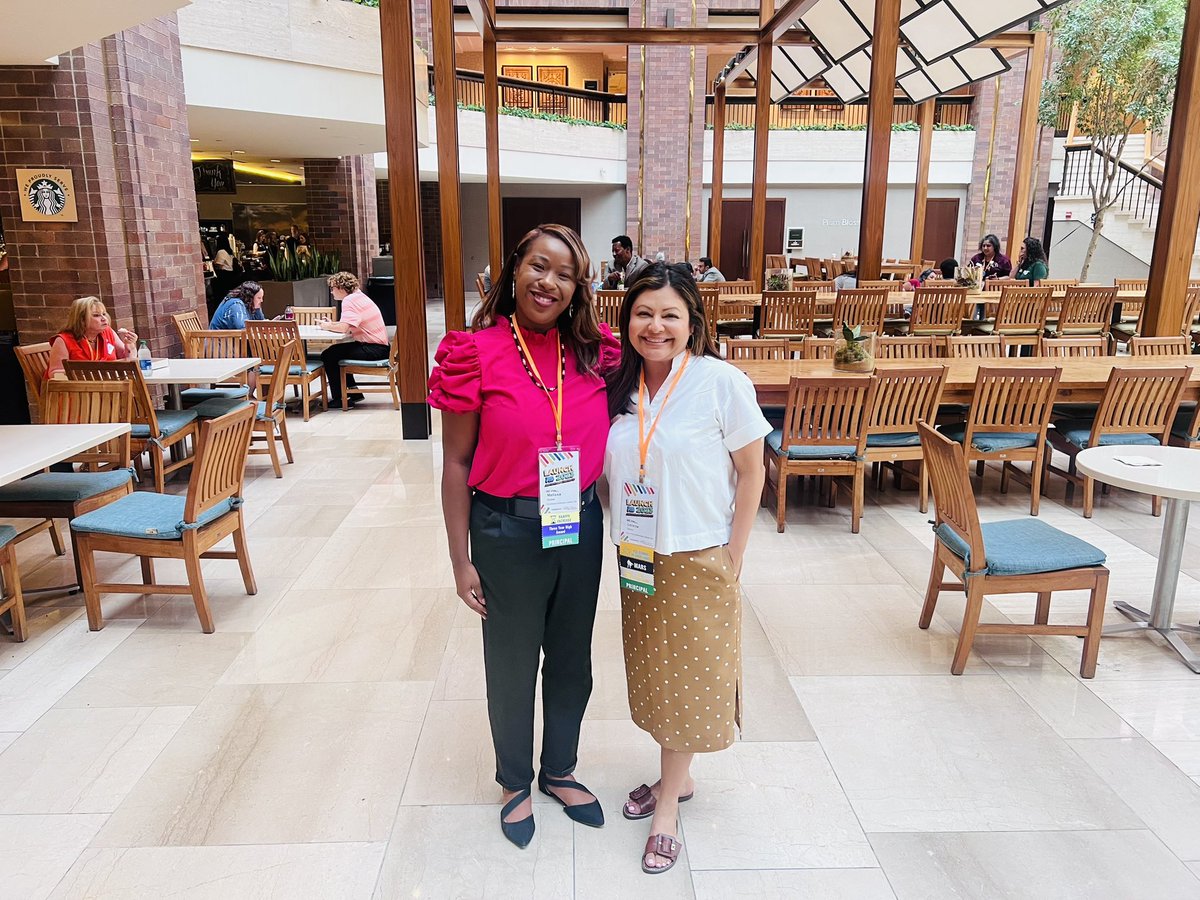 melrbates's tweet image. We're gearing up for an amazing school year! We enjoyed day 1 of LAUNCH! @ChristinaWeiper @ProvElem @ProvidencePta #ReadySetGrow #DentonISDengaged