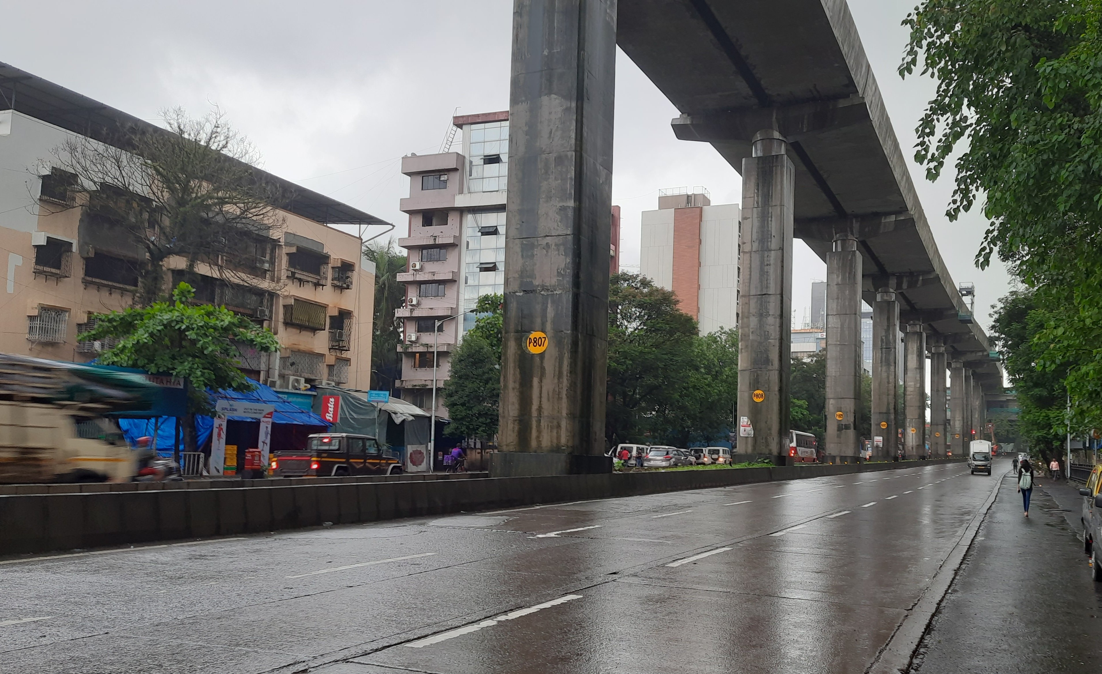 Bata chembur store