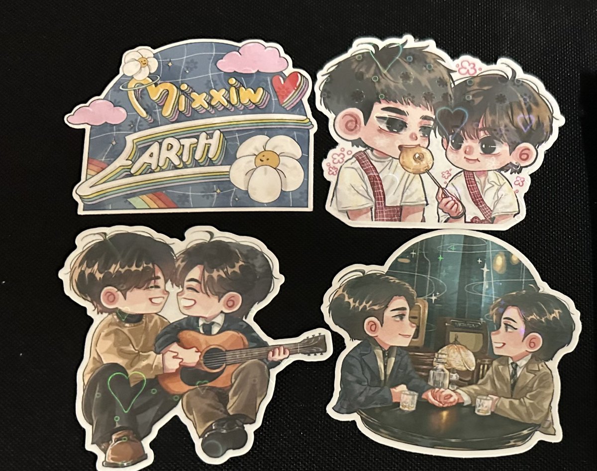 belle69523218's tweet photo. (iii) ➳ Giveaway ❥ ꔛ♡ Happy Mixxiw Day ꔛ♡
** 📬รอบไปรษณีย์ ** สุ่มจากรีทวิต 💌
🌟only 10 sets🌟 สุ่มอังคารที่ 25 ***
More details ੧(❛〜❛✿) :
1 set ;
♡ name sticker : MIXXIW 1 ea.
♡ sticker 2 ea. (RANDOM)
♡ plaster 1 ea. (RANDOM)
♡ beaded phone charm or keychain (RANDOM)
⍤ꕀ .*♡ ⍤ꕀ .*♡ ⍤ꕀ .*♡
=͟͟͞♡ Special Thanks :
˚⟢FANART : plaster : @pperr16
˚⟢FANART : name sticker : @bencha_nattha
˚⟢preview : @Samchan29new
˚⟢print : @iduckyshop, @28_24STUDIO
˚⟢beaded phone charm or keychain : @bencha_nattha
#mixxiw 🌷
#ส่วนผสมของมิกซ์
#ProjectforMix25BD
ป.ล. สำหรับ 10 คน นี้ เรามี giveaway เก่าชุด #EarthMix (เลือกได้ 2 ชิ้น) ให้ด้วยถ้ายังไม่เคยได้น้องๆ btw ขอคนรอน้องๆ ได้นะคะ ช่วงนี้เรายุ่งจริงๆ อาจส่งให้ช้า 💌🙇♀️