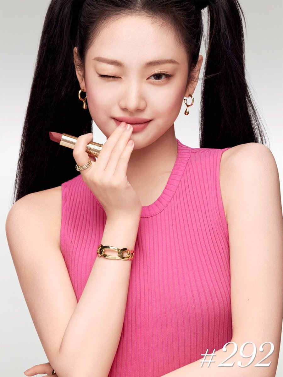 aespapic's tweet photo. HERE COMES BARBIE 🎀 https://t.co/n1BeoIsDyF
