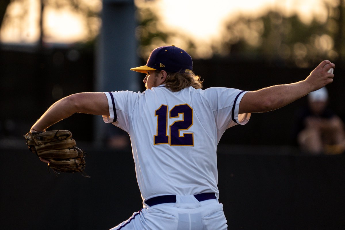lilyas53's tweet image. Johnston defeats Ames in the Class 4A state baseball tournament, for @DMRegister desmoinesregister.com/picture-galler…