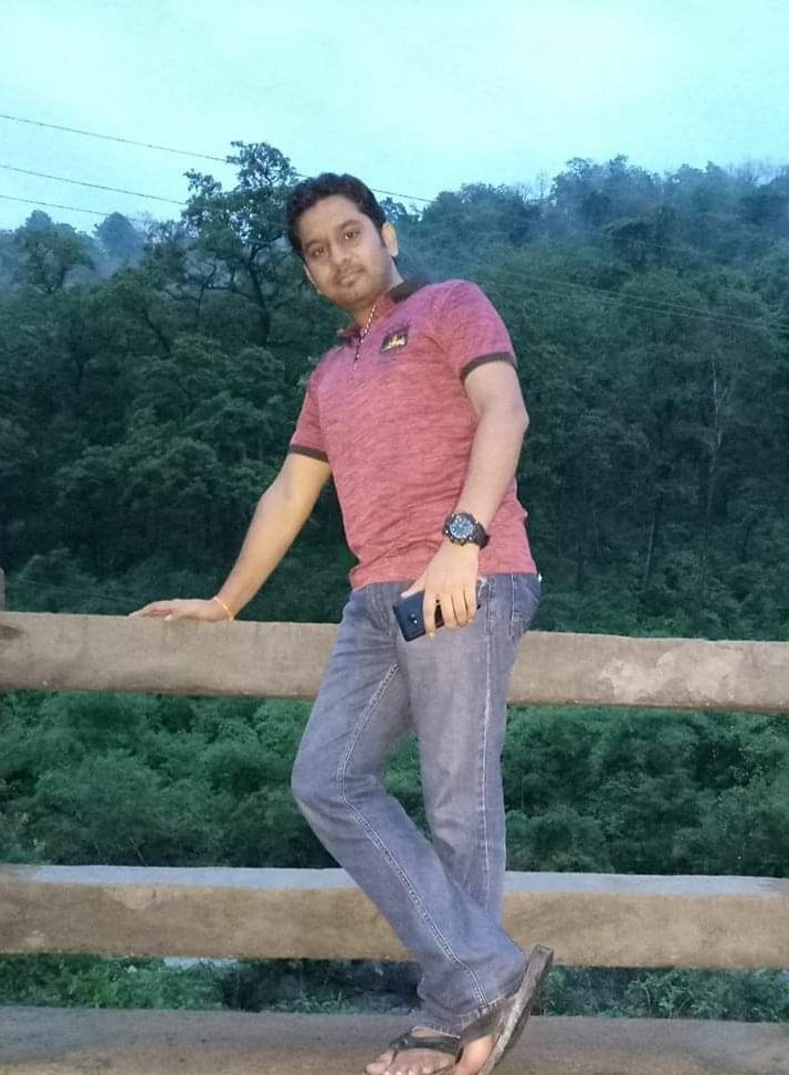 KartavyaSaxena's tweet photo. संभाल लेते थे दुनियां, ख़ुद भी संभल जाते थे।
वादियां देती थी आवाज, बेफिक्र निकल जाते थे।।
#2018Days  ✍️ https://t.co/n6HoAEzZDs