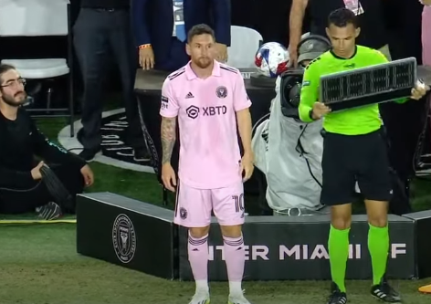 Messi Magic comes to Miami!

Lionel Messi won his debut match at Inter Miami with a stoppage time goal against Cruz Azul.

WATCH: thefangarage.com/articles/19483…

#Messi10 #LM10 #LeaguesCup #MLS #Messi𓃵 #MessiDay #MessiInMiami