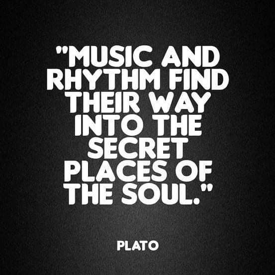 RafaochoaMx's tweet photo. The best way to create music is the deepest of your soul.🎼🎷🎻💚 https://t.co/fjMEf7QFie