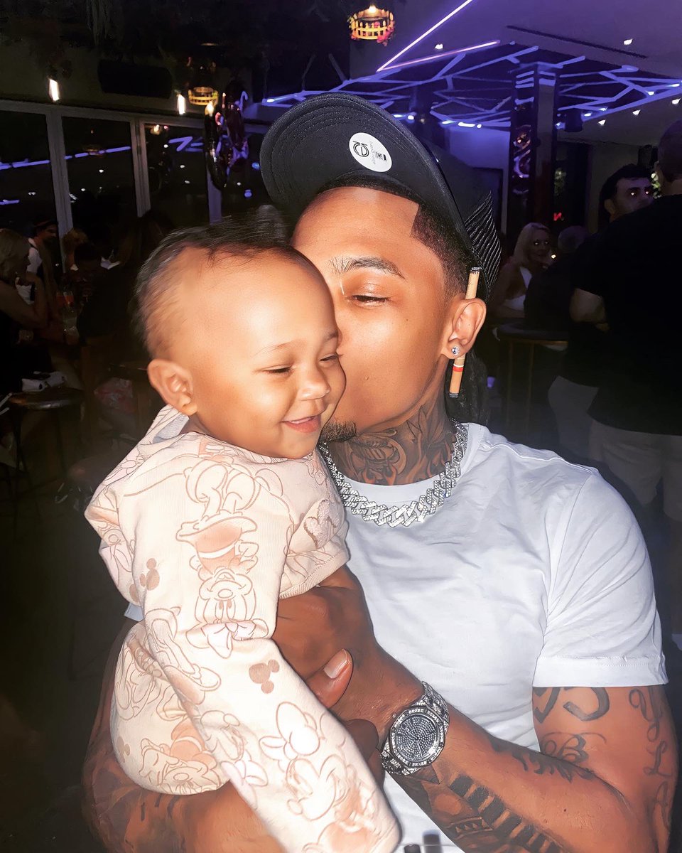 Daddy’s baby share if you love yo daughter ❤️😍