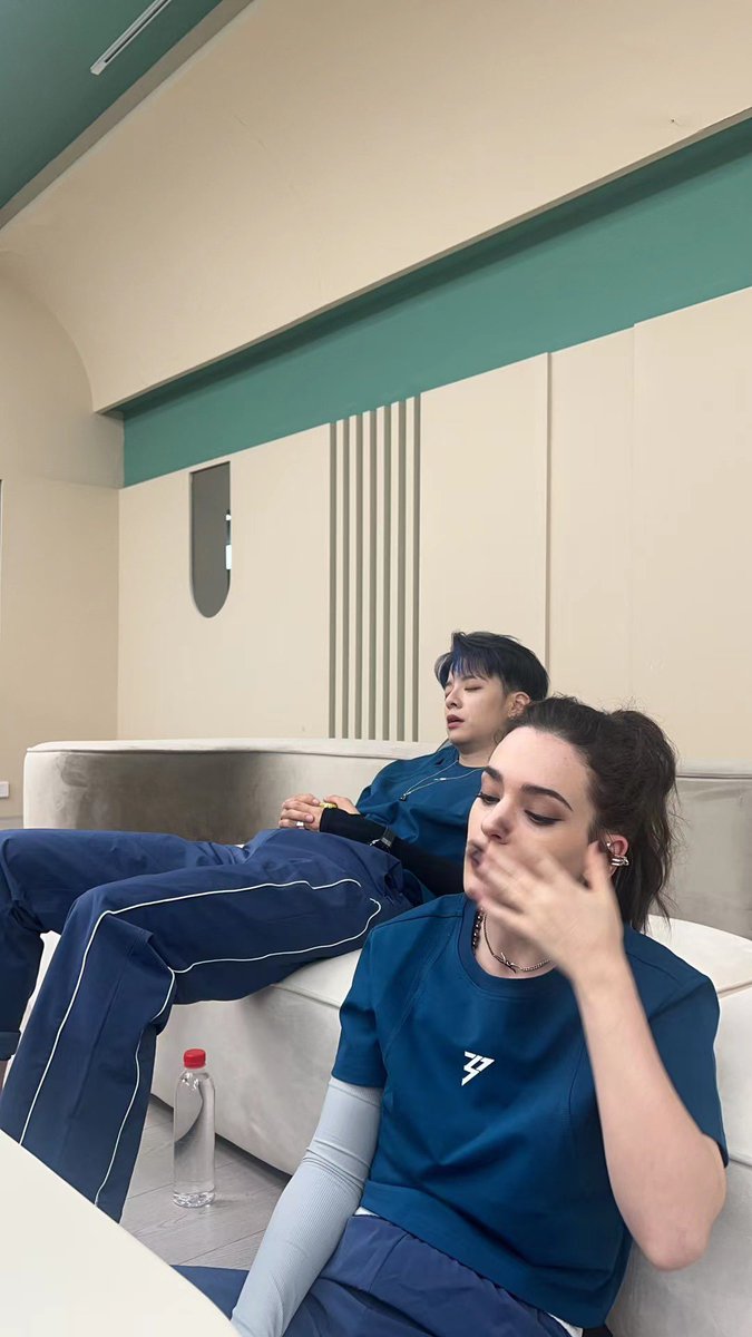 amberliu's tweet image. 