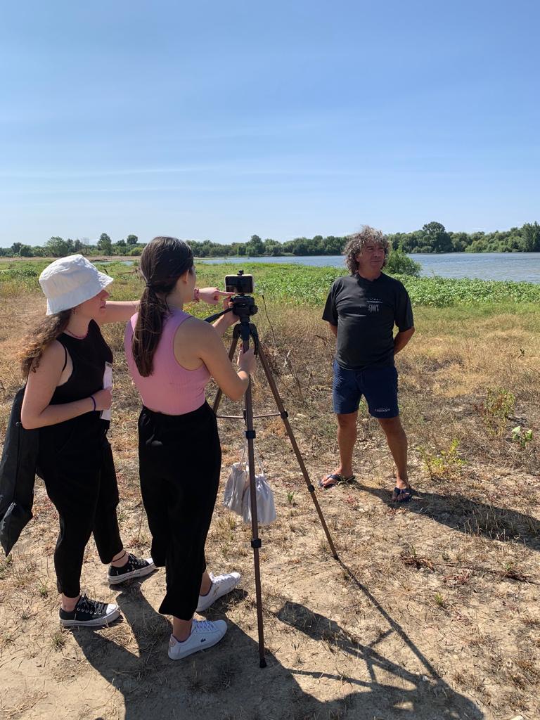 FishInvasionLab's tweet image. The "making of" #LIFEPREDATOR video in PT! This week we have gathered several interviews to professional fishermen and anglers to get their thoughts about the #catfish #silurus invasion in the lower Tagus @MARE_centre @CE3CResearch @FC_UL @IdlLuiz @LIFEprogramme Stay tuned