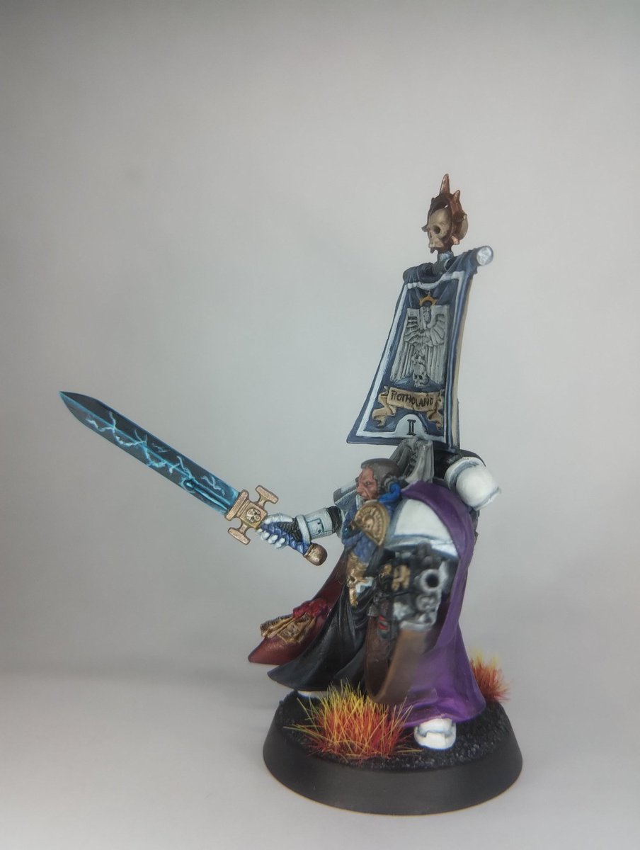 The old Black Reach captain, he was a lot of fun to paint. I broke his sword 15 years ago during assembly. So he got a blade transplant from a Grey Knight. #WarhammerCommunity #warhammer40k
