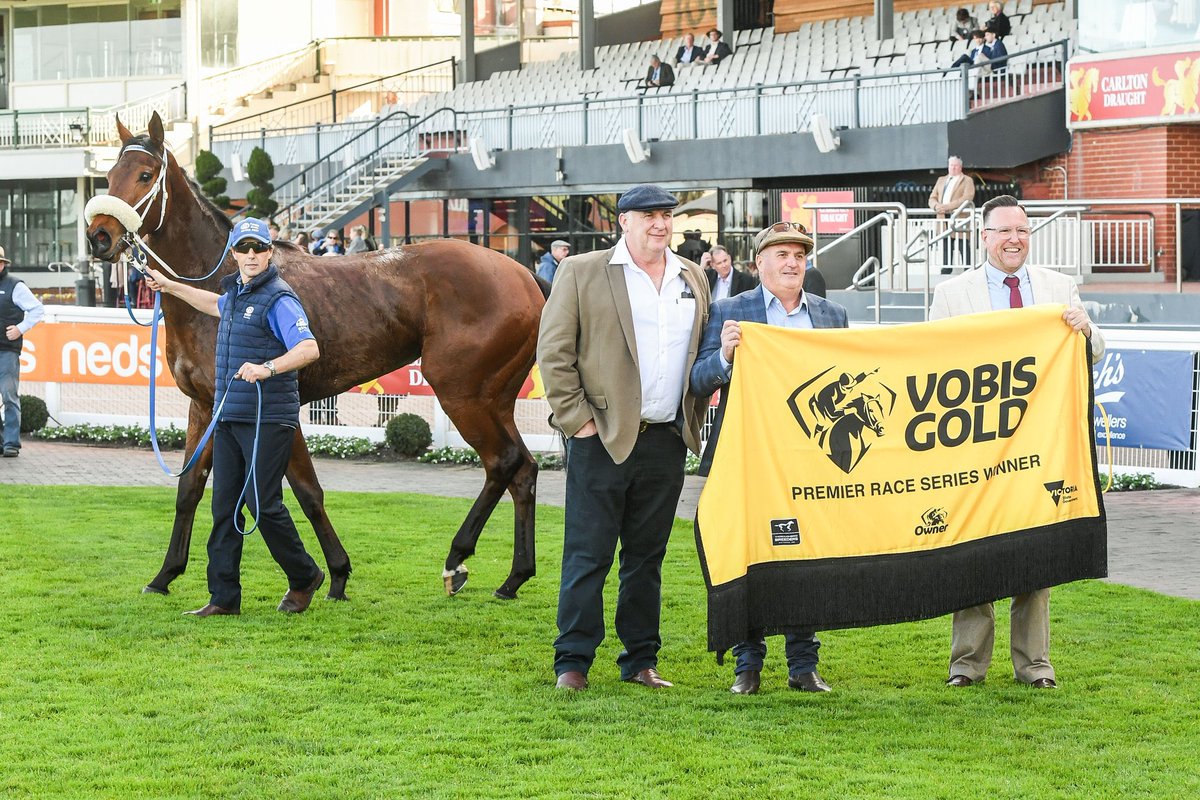 Go Mollynickers! Only thing better than being on a break in the hot sun is watching the team keep the winners coming 🍺🐎😊