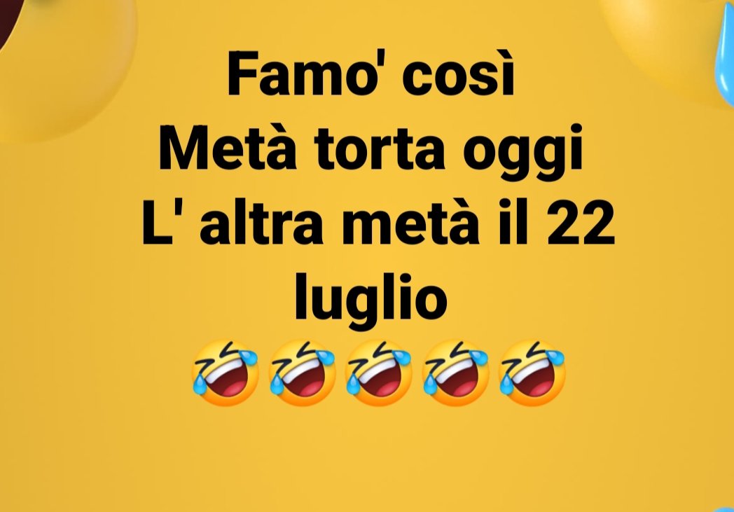 Daje che oggi se magnano l' altra metà della torta 🤣🤣🤣🤣 
#22luglio #7giugno #asroma 
#Buongiorno