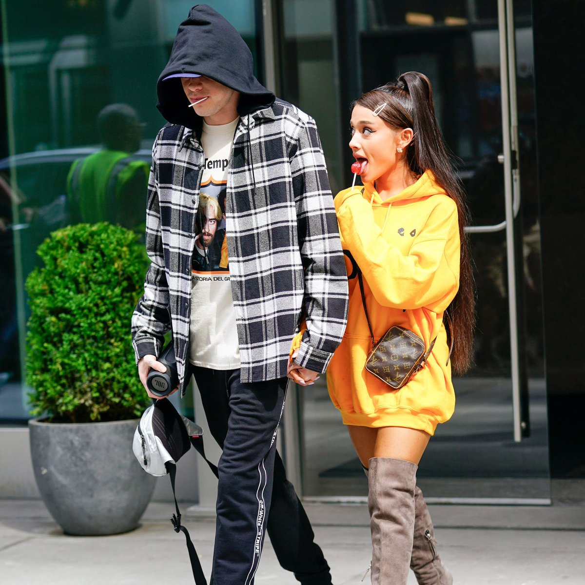 Pete Davidson has the opportunity to do the funniest thing https://t.co/jw5iomSF3a