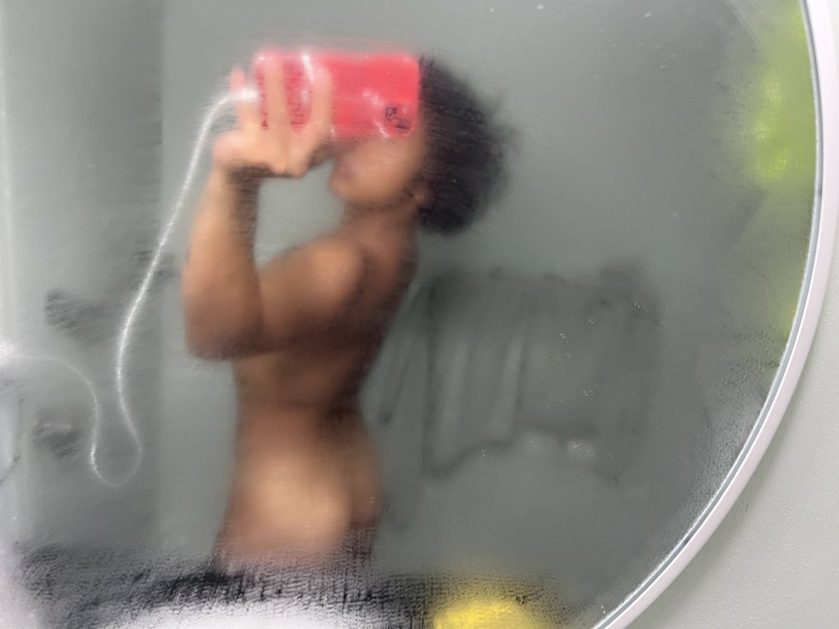 axelius777's tweet photo. Back from Cuba and looking a LOT tanned 🤪

#gay #gayasian #gaytoronto #gayTO #nsfw #gayfemme #Only18 #onlyfans https://t.co/wFRqeXbxXM