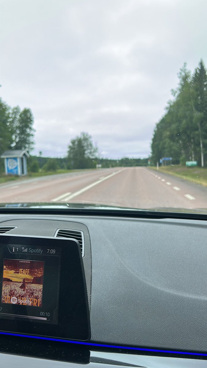 JRskell's tweet photo. Krossa MALMÖ https://t.co/tMFrpax0Ml