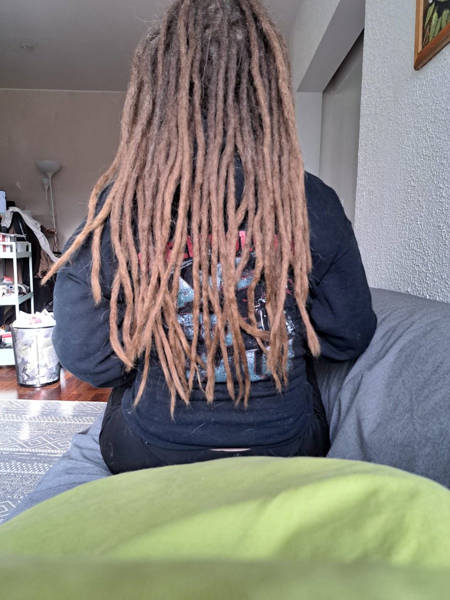 misthead's tweet image. Happy 7th bithday, dreadlocks! Totally coving up my old Duelist101 hoodie :p