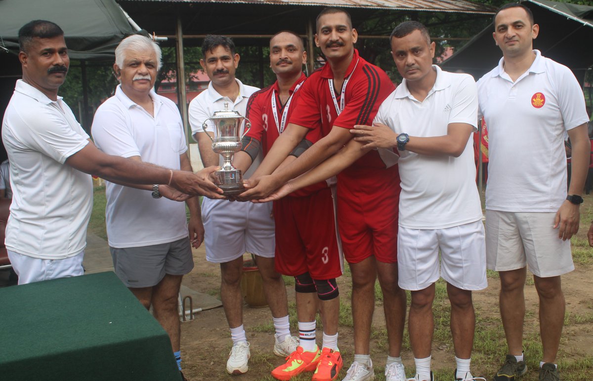 NCC_OTA_Kamptee's tweet photo. Esprit dé Corps, #NeverGiveUp #PositiveCompetitiveSpirit. #CTOs Learning lessons through games. Inter Company Volleyball Competition Conducted for PRCN/SD-172, DC-45 & Navy-08 at #NCCOTA(K), Shivaji Company emerged as Winner.
@HQ_DG_NCC
@PRODefNgp
@SpokespersonMoD https://t.co/zgbRKXtB4e