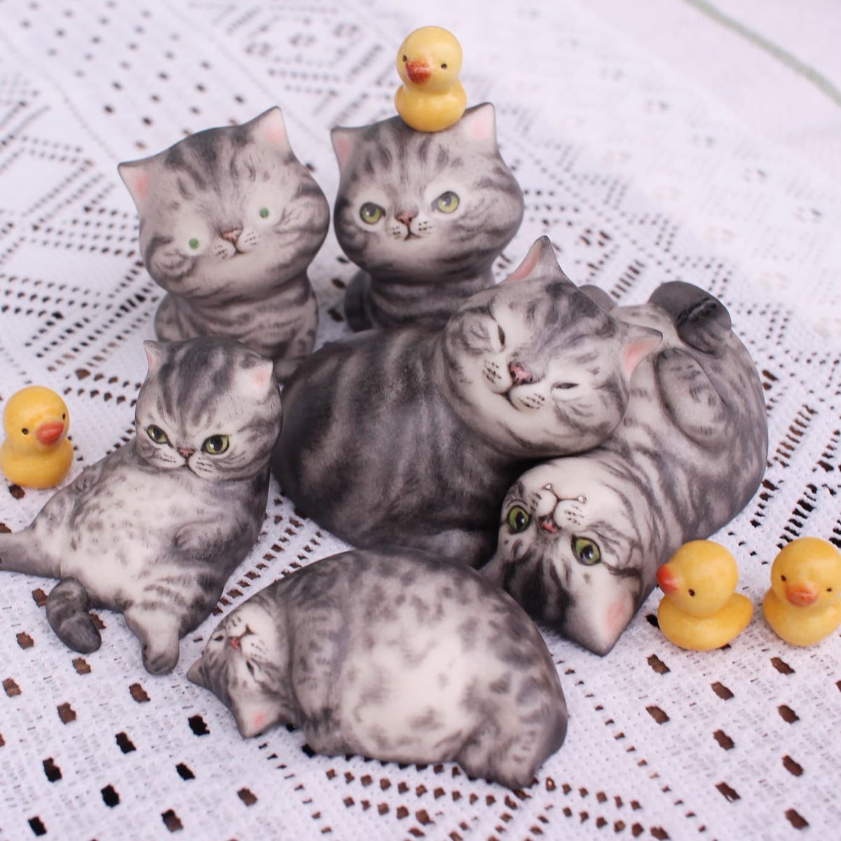 ljydoll's tweet photo. ๋ชจ์ฌ๋ผ, ์๋ผ!
์ด๋ฆ์ด '์๋ผ'์
๋๋ค.๐
#catdoll #sylvy #cat #crafts #handmade #doll #cutedolls #leledoll #leejaeyeon #bisquedoll #porcelaindolls #ceramics #์์์
#๊ณต์ #๋น์คํฌ๋ #๋น์คํฌ์ธํ #ใฌใฌใใผใซ #ใในใฏใใผใซ https://t.co/ilp7BlMU9G