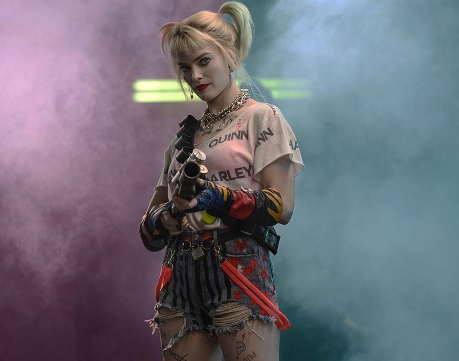 LongMemoryPro's tweet image. "American woman. Stay away from me. American woman, mama let me be."